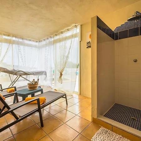 Casa Tenerife فندق